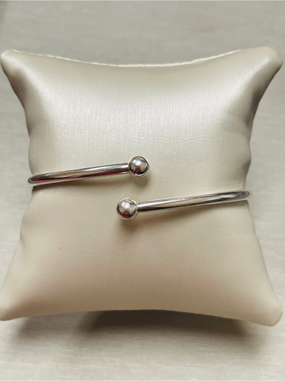NWOT Polished Silver Open Cuff Bracelet with Ball Terminals